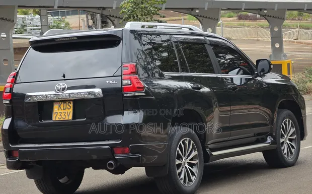 Toyota Land Cruiser Prado TXL 2020 - 1