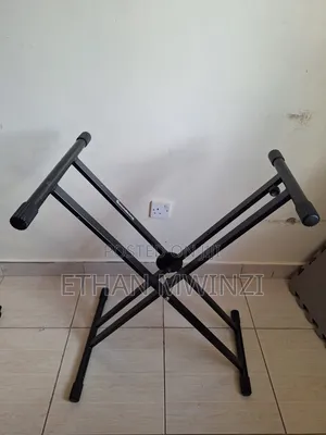 Stendi ya Kinanda cha Yamaha - Imefanyiwa Matengenezo