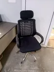 Comfortable Executive Fabric Office Chair - 1
