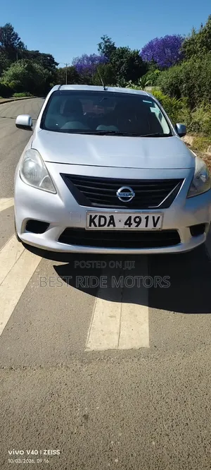 Nissan Latio 1.2 2013 Silver