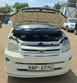 Toyota Noah 2.0 AWD (8 Seater) 2005 White - 2