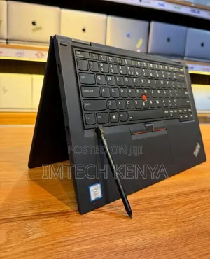 Lenovo ThinkPad Yoga 370 8GB i5 256GB SSD Convertible Laptop