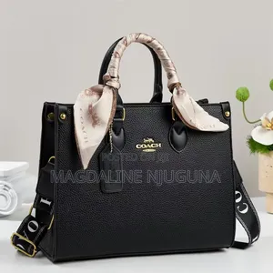 Coach Handbag Nzuri ya Daraja la Juu - Kubwa Sana