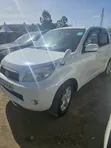 Toyota Rush 1.5 AWD 2009 Nyeupe - 3