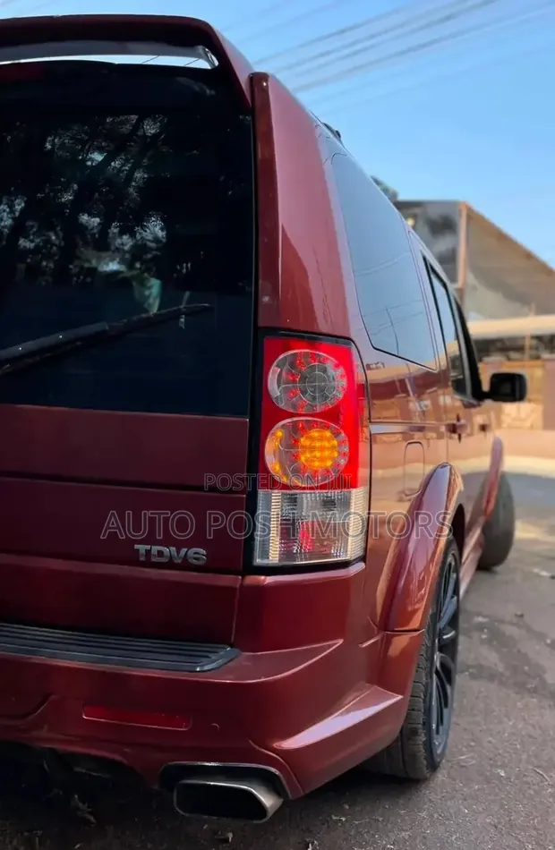 Land Rover Discovery 4 TDV6 2010 Red - 1