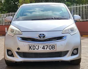 Toyota Ractis 1.5 FWD 2016 Nyeupe
