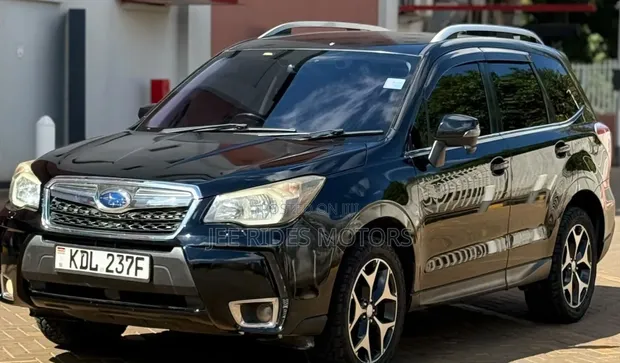 Subaru Forester 2015 Nyeusi Matt - 1