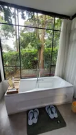 Bungalow ya Chumba 1 chenye Samani, Karen - Inapangishwa - 5