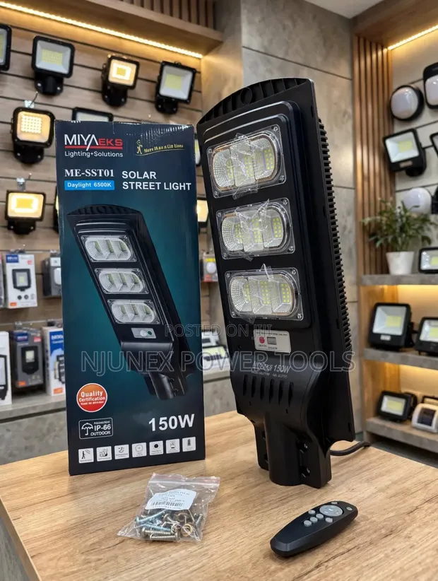 Mwangaza wa Barabarani wa MIYAEKS 150W Solar - 1