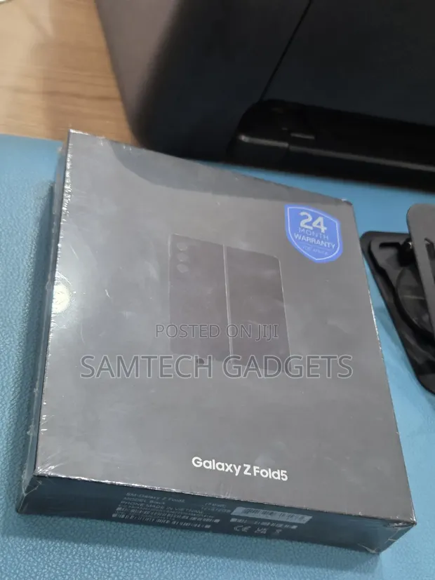 New Samsung Galaxy Z Fold 5 512GB Black - 1