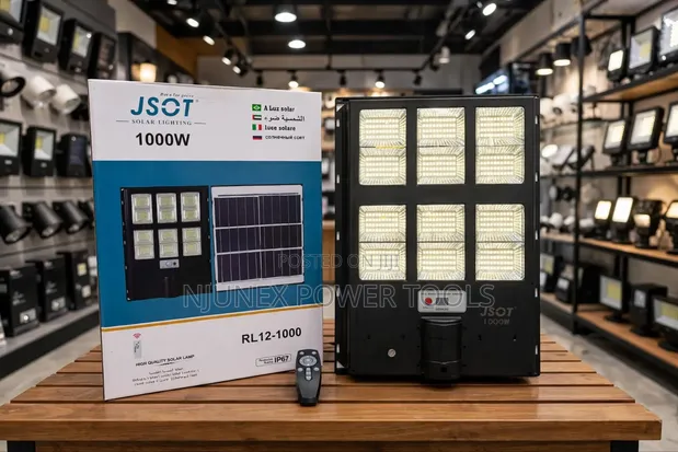 JSOT 1000W Solar Street Light (Model RL12-1000) - 1