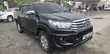 Toyota Hilux 2016 Nyeusi - 5