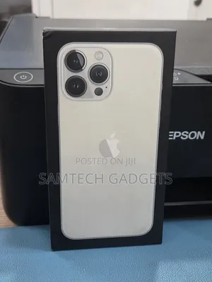 New Apple iPhone 13 Pro Max 256GB Silver