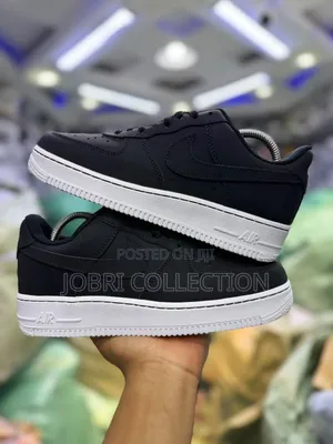 Nike Air Force 1 Low "Off Noir" Sneakers za Ngozi