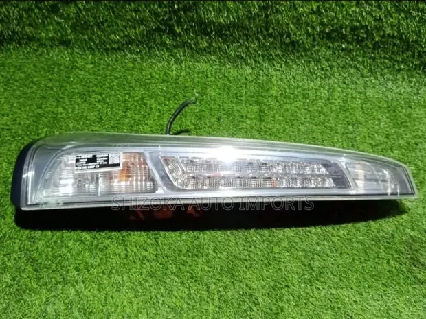 Tail Lamp Kushoto Nissan Serena C26 2013 - 1