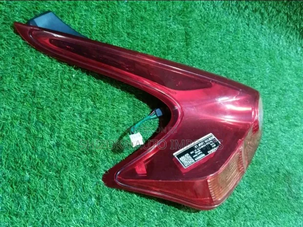 Tail Lamp Left Nissan Juke YF15 (2011-2019) - 1