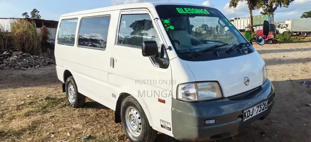 Nissan Vanette 2015 White - 1