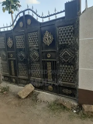 Bungalow ya Vyumba 3 Inauzwa Wallen, Kenyatta Road / Theta