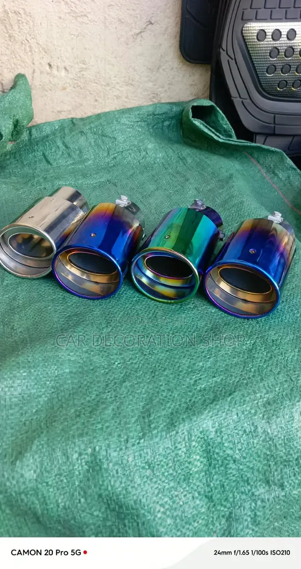 Generic 2.5" Car Modification Tailpipe - 1