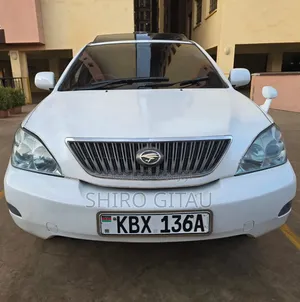 Toyota Harrier 2.4 2006 Nyeupe