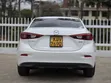Mazda Axela 2018 Nyeupe - 3