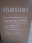Samsung Crystal UHD DU7010 Smart TV 43-inch - 2