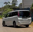 Toyota Esquire 2.0 AWD 2019 White (7 Seater) - 1