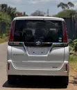 Toyota Esquire 2.0 AWD 2019 White (7 Seater) - 3