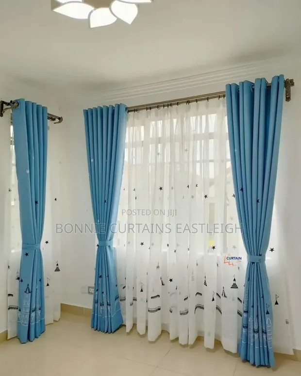 Pazia za Kawaida za Bluu na Njano kwa Shule - 1