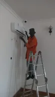 Refrigeration and Air Conditioning Repair Services - 1