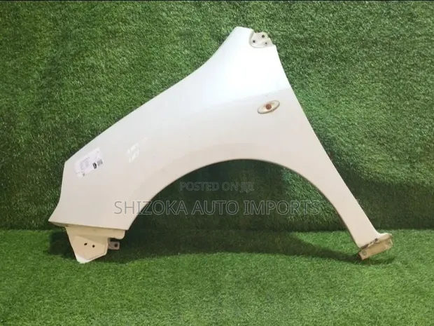 Fender ya Kushoto Nissan Wingroad Y12 (2007) - 1