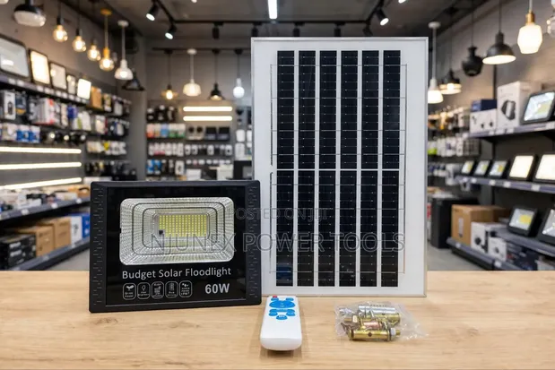 60W Solar Floodlight Kit with Remote Control - 1