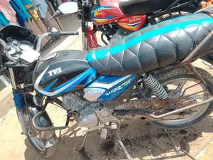 TVS HLX 125 2024 - Nyeusi
