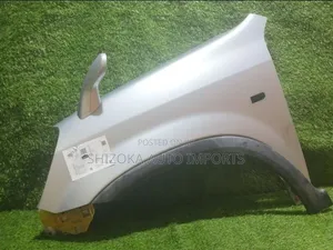 Honda CR-V RD4 Left Fender (2003)