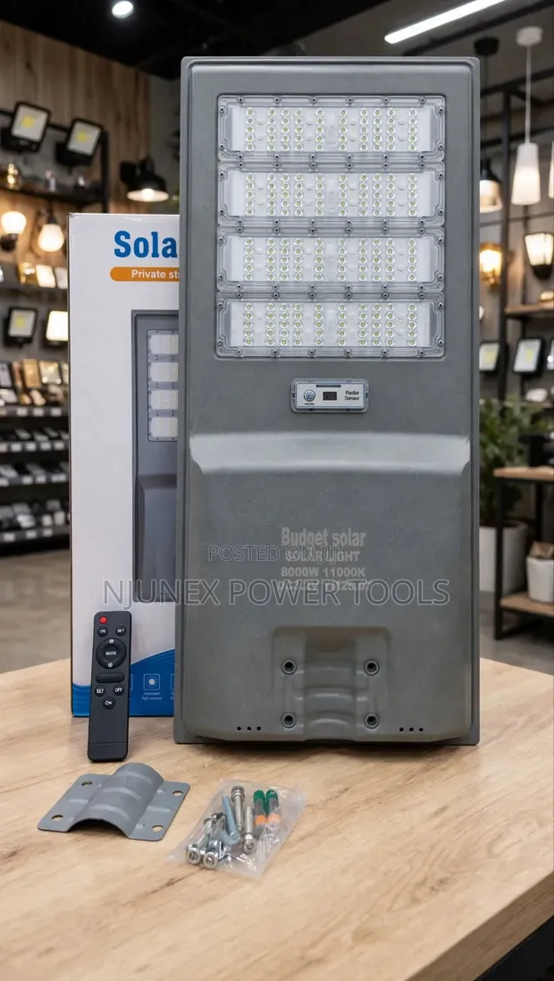 Budget Solar 8000W Solar Street Light - 1