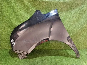 Toyota Voxy ZRR75W 2012 Left Fender