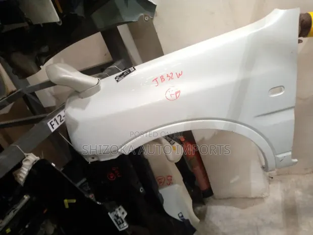 Fender ya Suzuki Jimny JB23W 2010 (Upande wa Kushoto) - 1