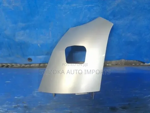 Nissan NV350 Caravan Left Fender - 1