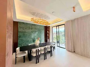 4 Bedroom Apartment for Sale in Spring Valley