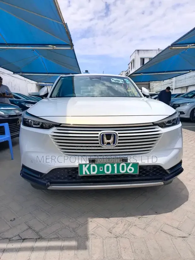 Honda Vezel 1.5 Hybrid 2WD 2021 - Off White - 1