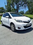 Toyota Vitz 2012 Rangi ya L Pearl - 2