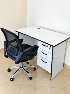 Kikao cha Kisasa Nyeupe cha Ofisi chenye Droo 3 | Boss Office Products