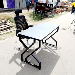 Kifaa cha Dawati la Chuma Nyeusi na Kiti cha Mesh