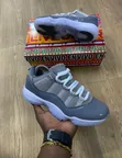 Air Jordan 11 Low Sneakers Zilizofungwa - 1