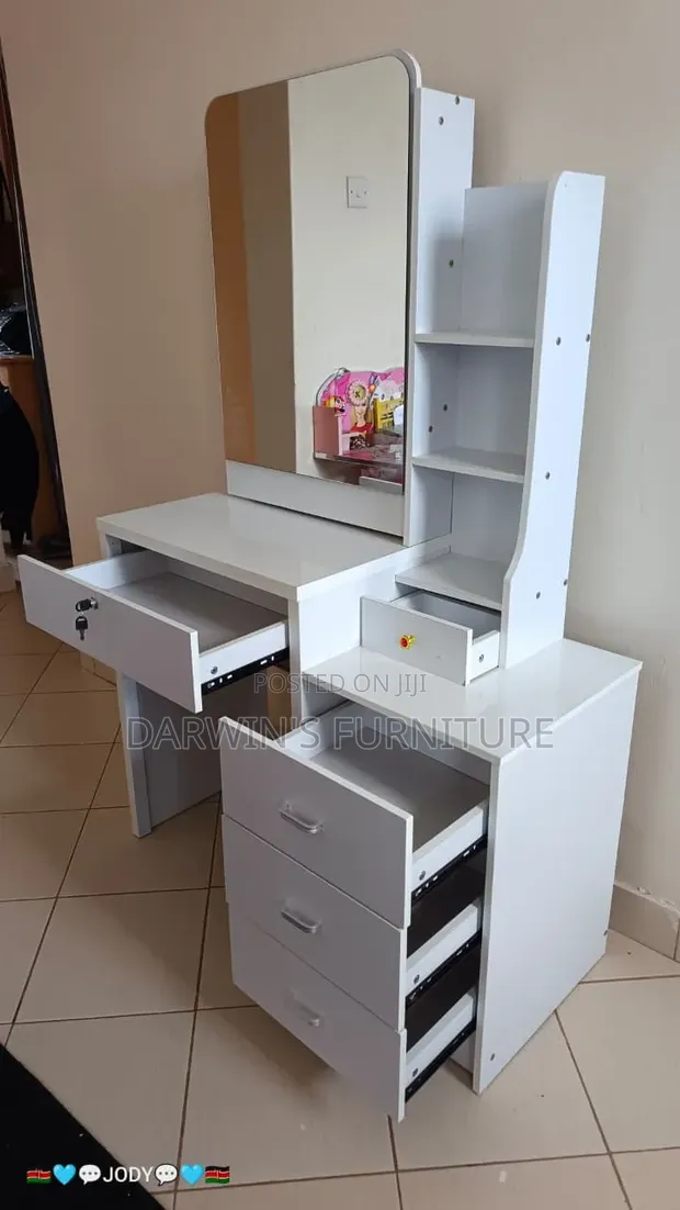 Beauty Station Meza - Mpya Kabisa - 1