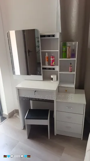 White Boss Office Products Dressing Table