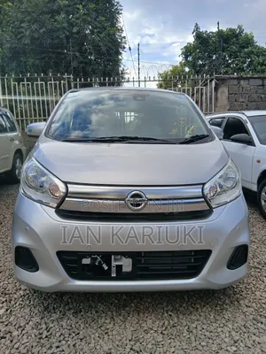 Nissan Dayz 2019 Nyeupe