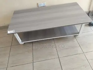 Meza ya Kahawa ya Kisasa ya Mbao Grey na Rafu ya Chini