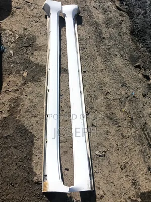 Toyota Land Cruiser 200 Series Running Boards/Side Skirts