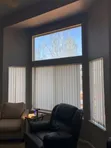 Vertical Blinds za Madirisha ya Ofisi - 1